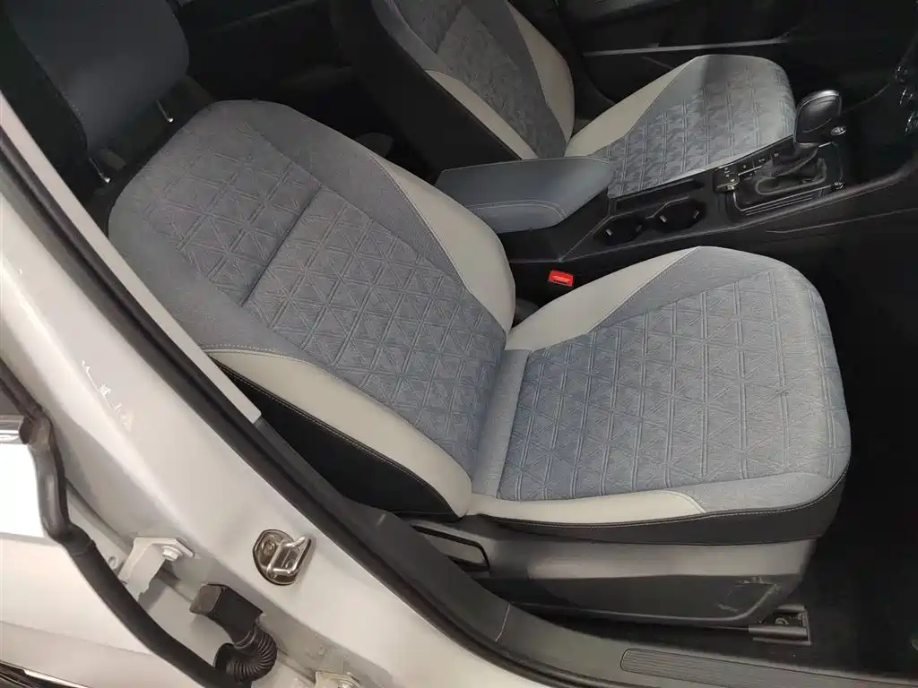 Volkswagen Lavida 2023 300TSI DSG Comfort Edition фото 18