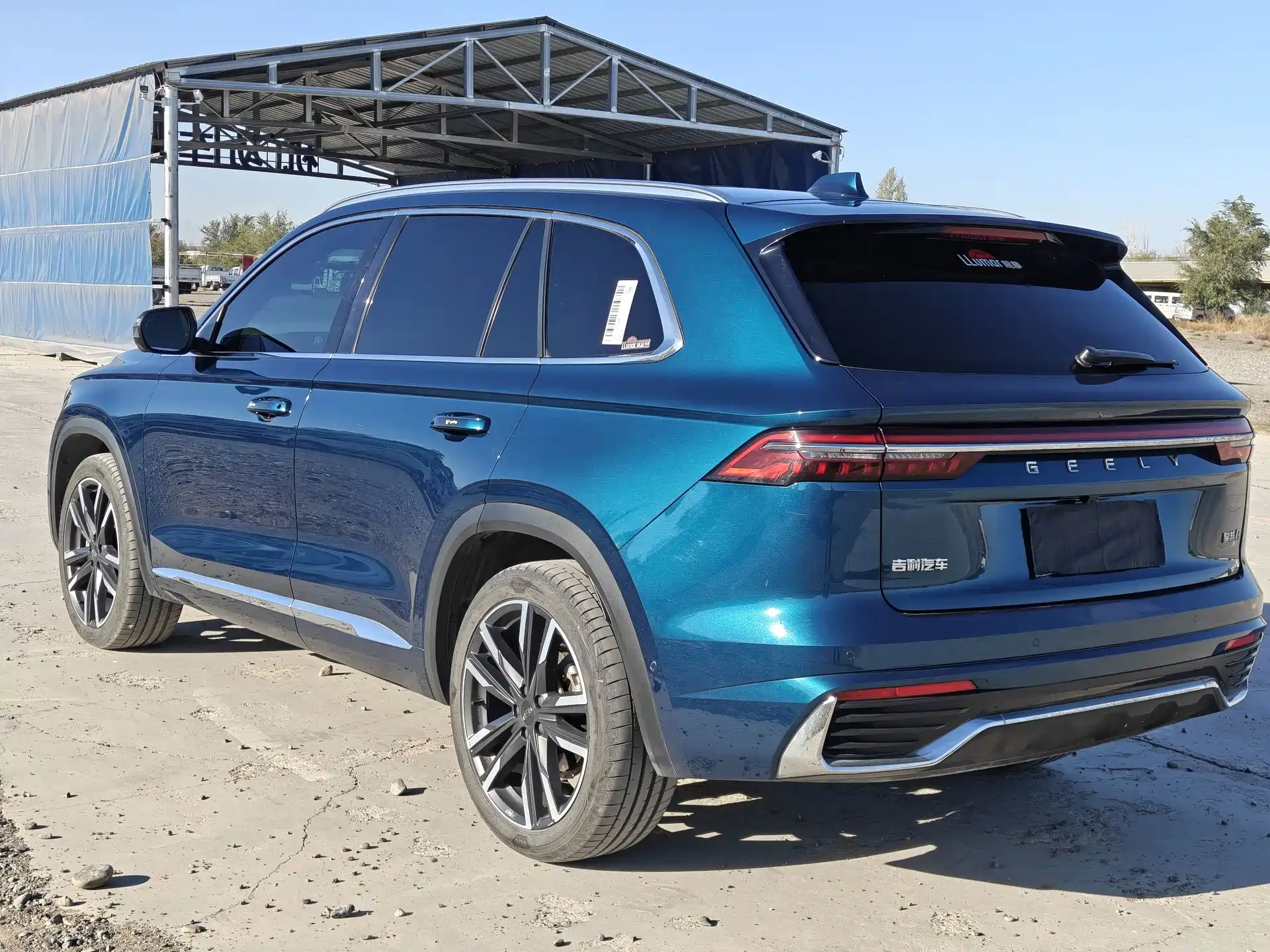 Фото 4 - Geely Monjaro