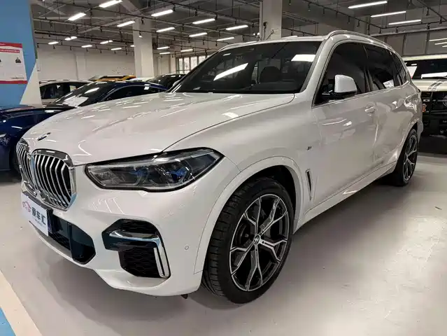 BMW X5 2022 Facelift xDrive 40Li M Sport Package