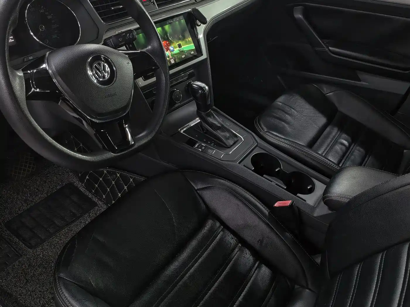 Volkswagen Lamando 2017 230TSI DSG Trend Edition фото 8