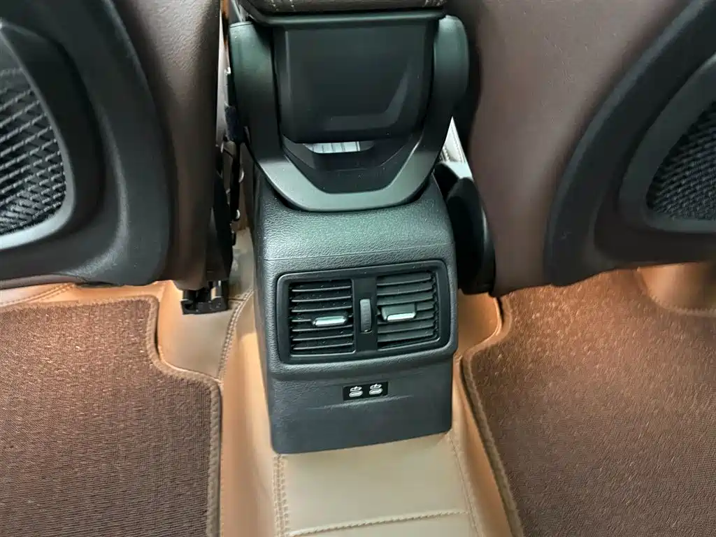 BMW X1 2022 sDrive25Li Leading фото 12