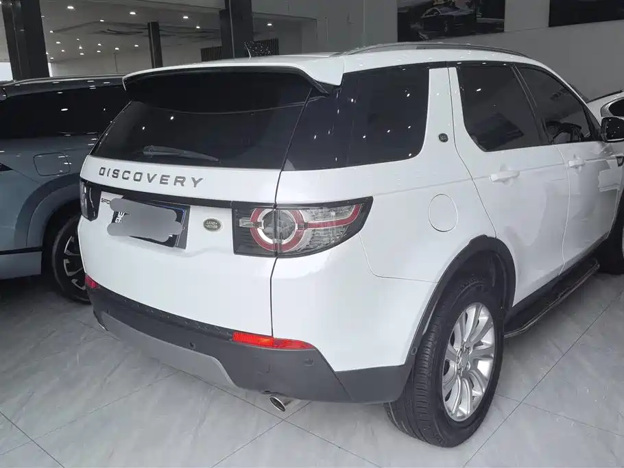 Land Rover Discovery Sport 2018 240PS SE Edition фото 2
