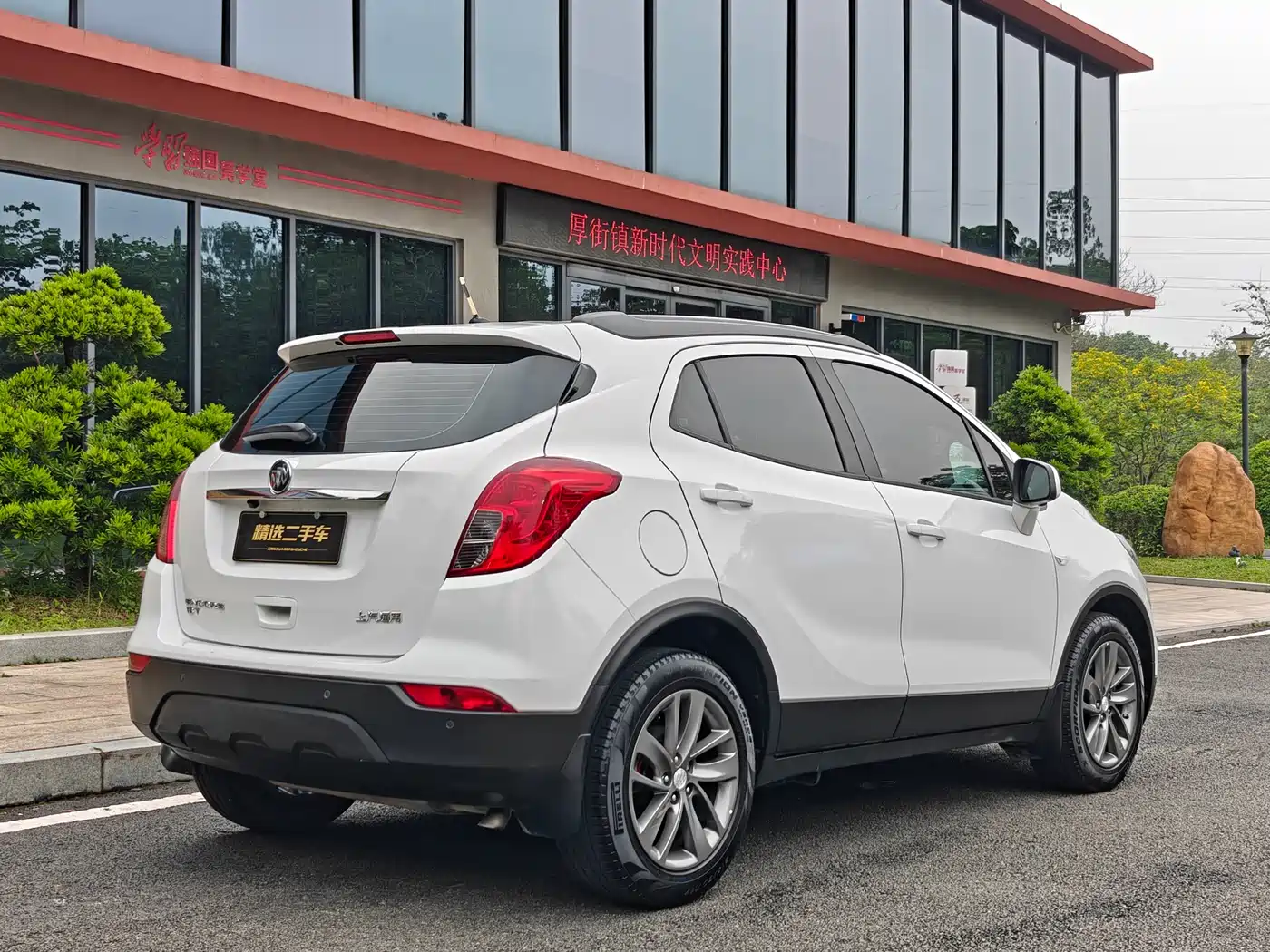 Buick Encore 2016 18T Automatic 2WD Urban Leading фото 4