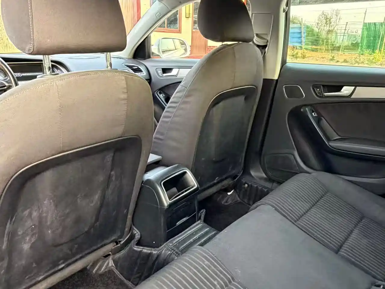 Audi A4L 2013 30 TFSI Automatic Comfort фото 9