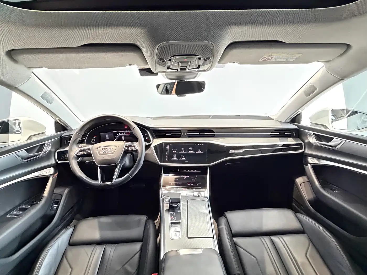 Audi A7 2023 Model 45 TFSI Premium Selection Edition фото 10