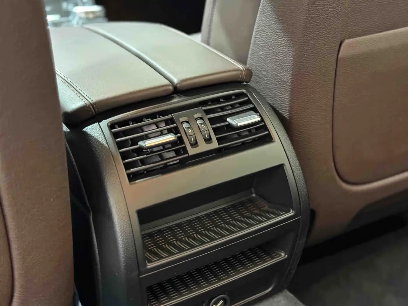 BMW 5 Series 2014 525Li Luxury Design Package фото 19