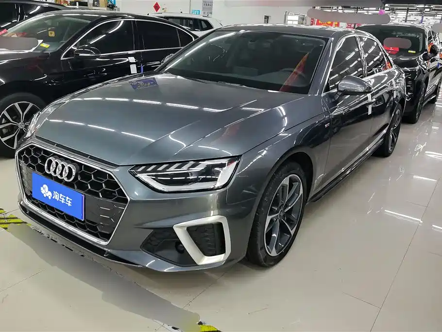 Audi A4L 2022 40 TFSI Fashion Dynamic