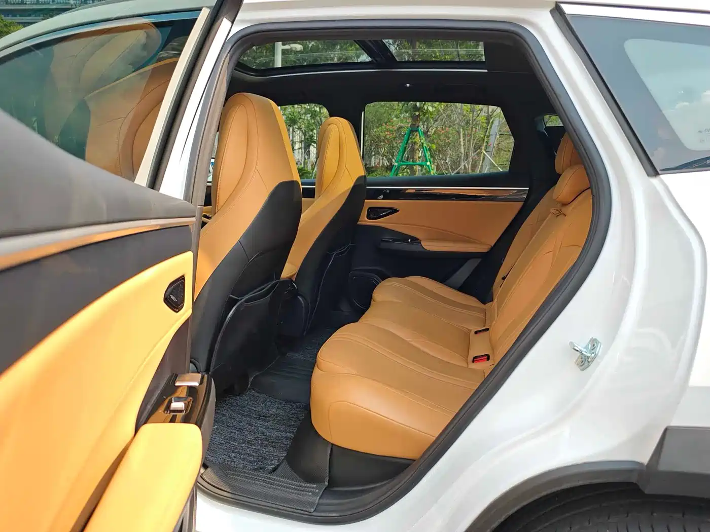 Geely Galaxy Galaxy L7 2024 1.5T 115km MAX Soaring Dragon Edition фото 12