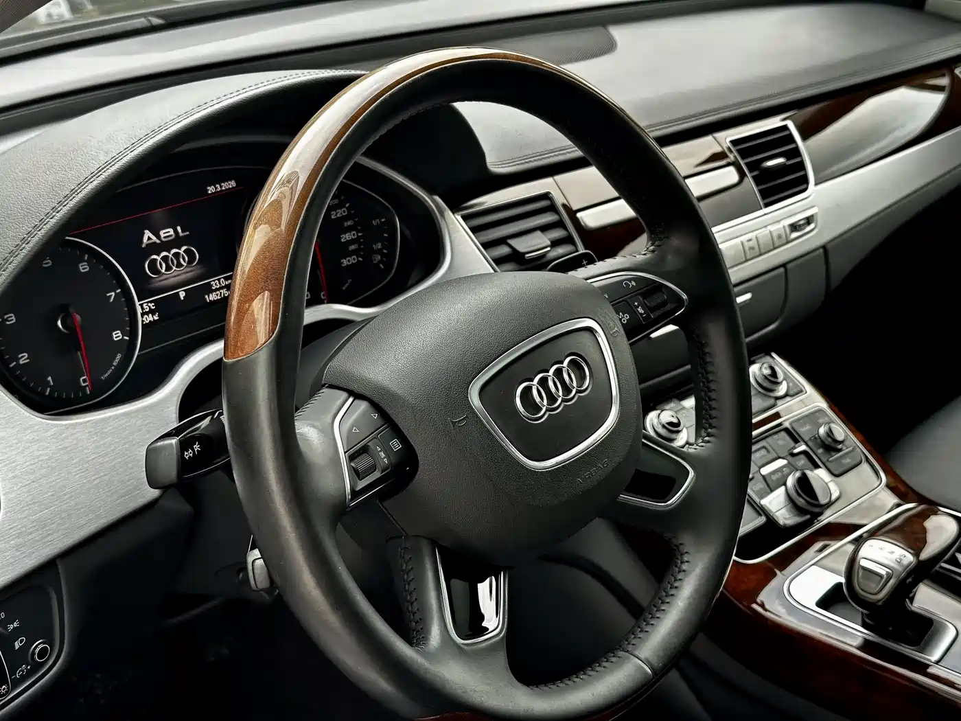 Audi A8 2016 A8L 30 FSI Comfort фото 16