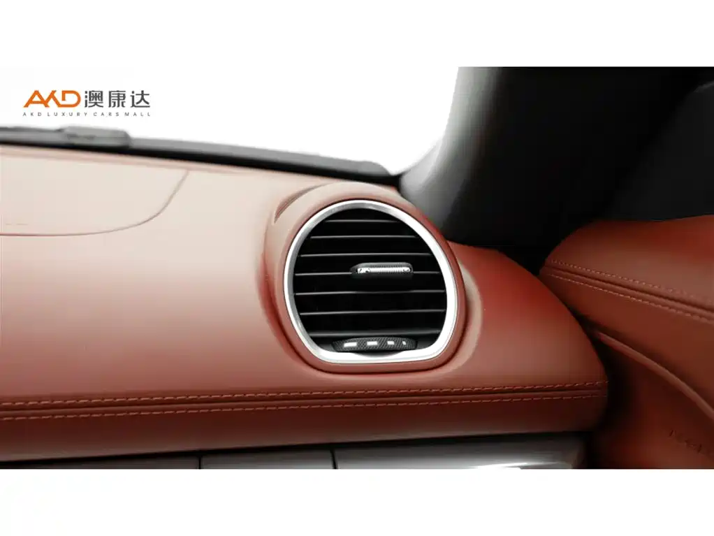 Porsche 718 2022 Boxster 2.0T фото 9