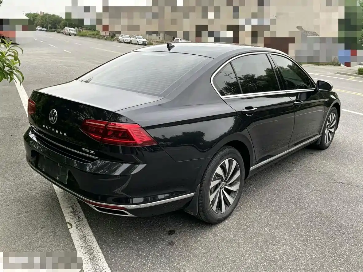 Volkswagen Magotan GTE Plug-in Hybrid 2022 GTE Luxury фото 7