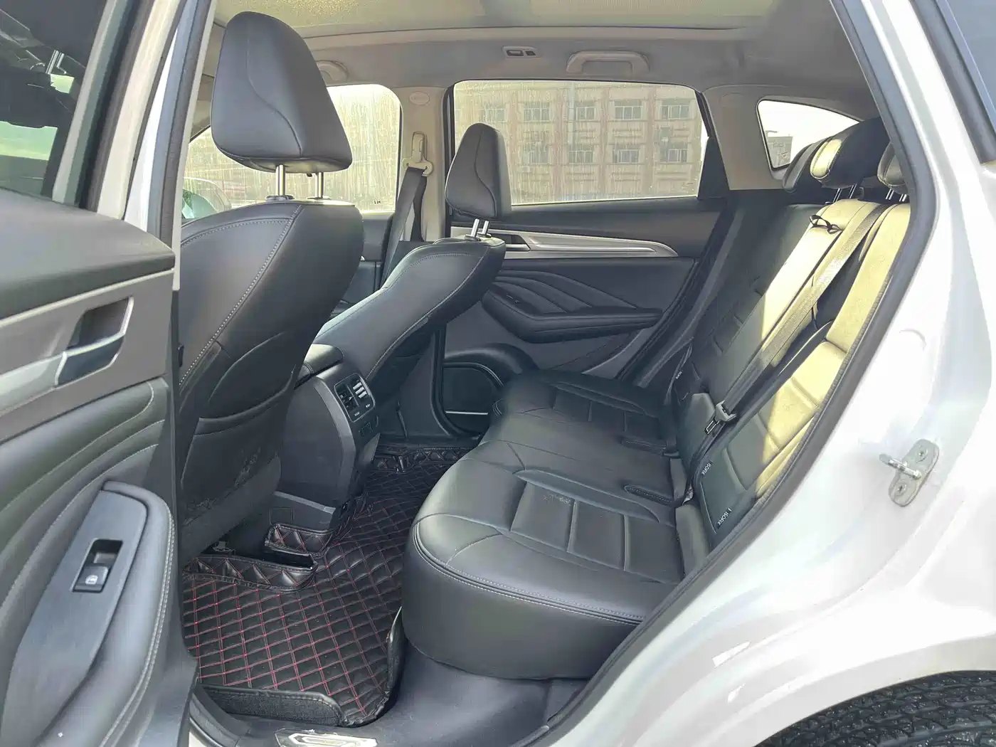 Photo 7 - Haval F7
