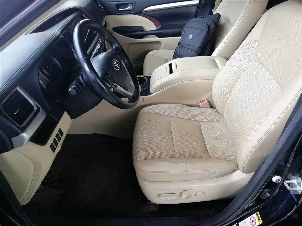 Toyota Highlander 2015 2.0T AWD Luxury Edition 7-seater фото 15