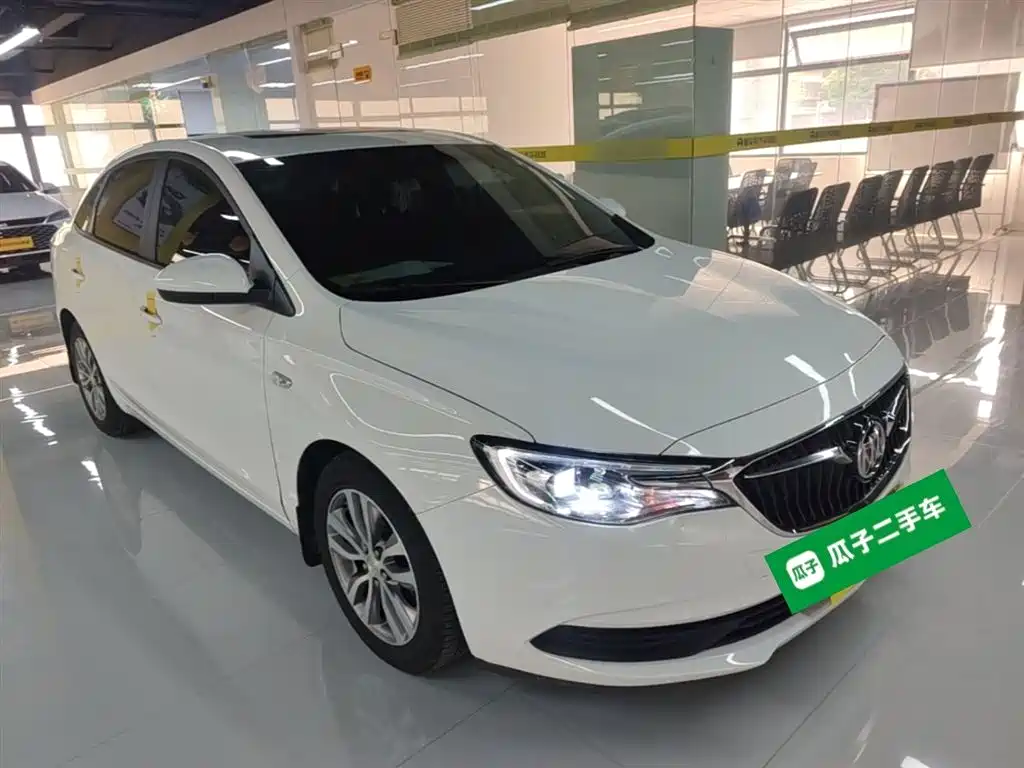 Buick Excelle 2021 Facelift 1.3T Auto Mild Hybrid Elite фото 4