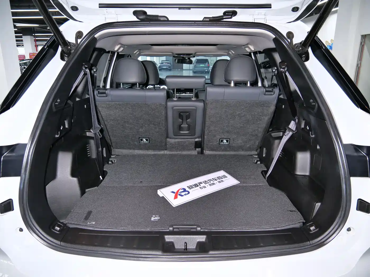 Mitsubishi Outlander 2023 1.5T CVT AWD Premium 7-Seater фото 18