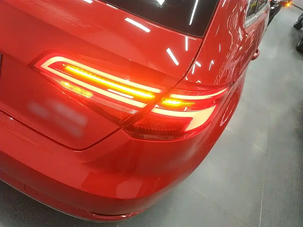 Audi A3 2018 30th Anniversary Sportback 35 TFSI Style фото 24