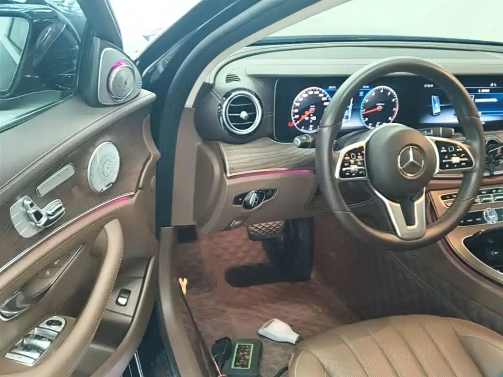 Mercedes-Benz E-Class 2020 Facelift E 300 L Exclusive фото 16