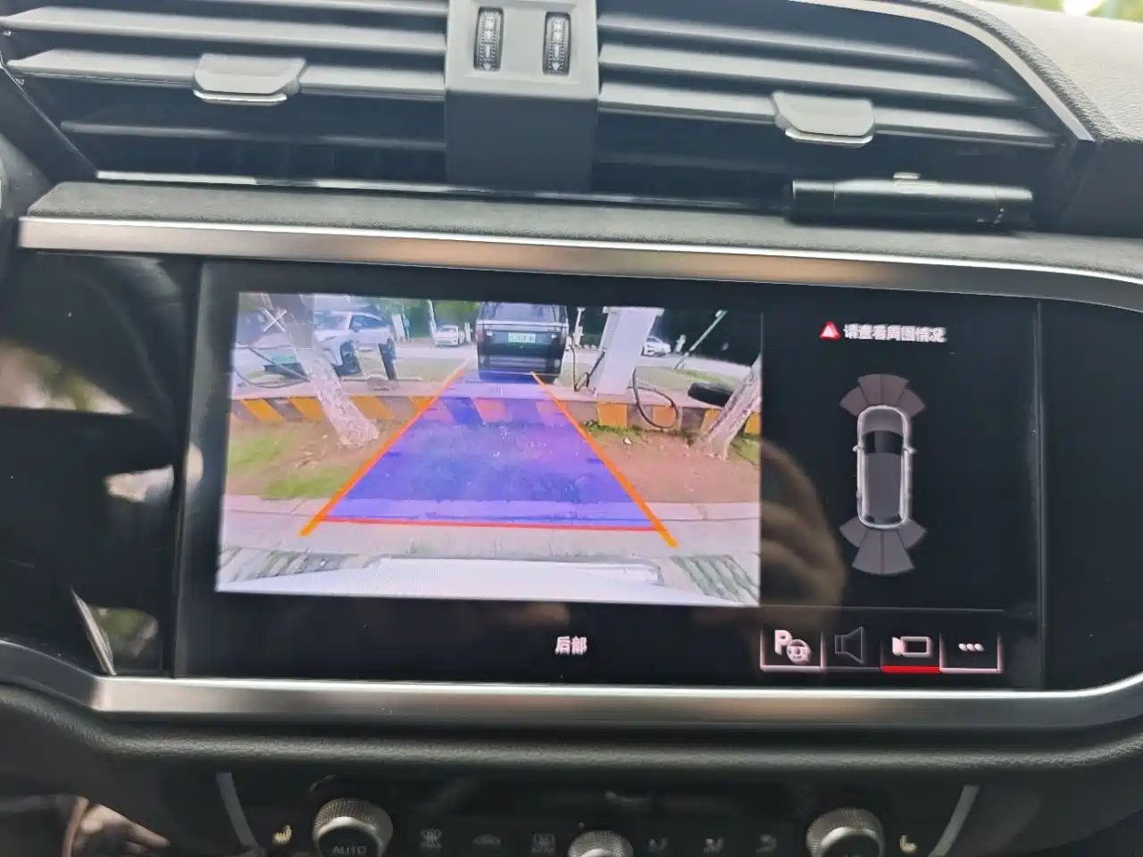 Audi Q3 2022 35 TFSI Fashion Dynamic фото 18