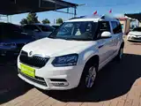 Photo 2 - Škoda Yeti