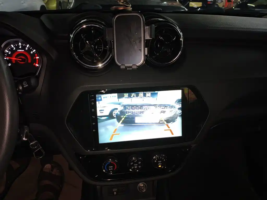 Soueast DX3 2019 2019 1.5L Manual Luxury China V