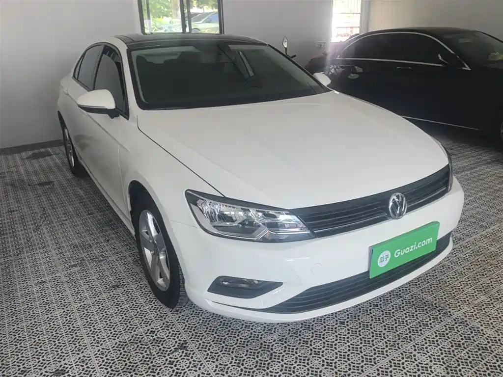 Volkswagen Lamando 2018 230TSI DSG Trend Edition фото 4