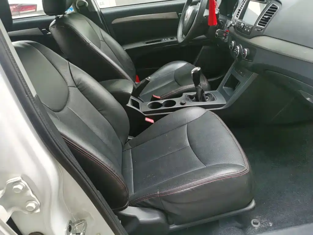 Roewe 350 2016 2015 Model 1.5L Manual Luxury Sunroof Edition