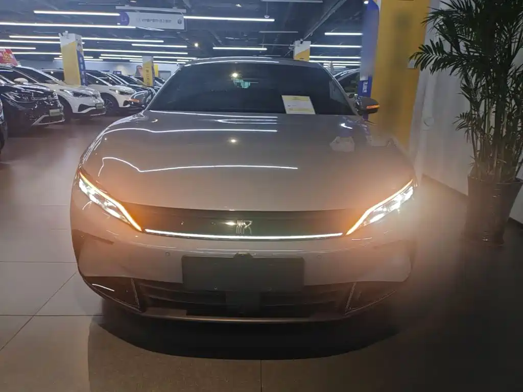 BYD Han 2025 2025 DM-i Smart Drive Edition 125KM Premium