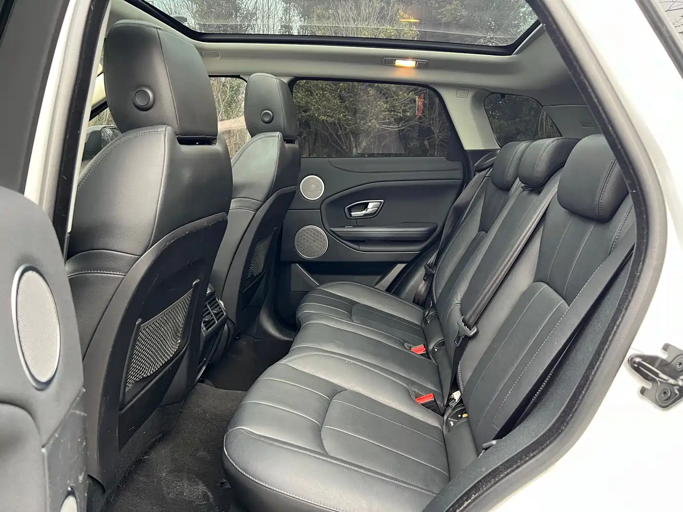 Land Rover Range Rover Evoque 2018 240PS SE Smart Edition фото 7