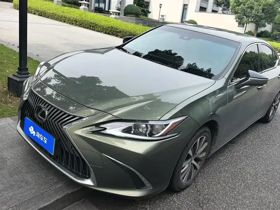 Lexus ES 2020 200 Excellence