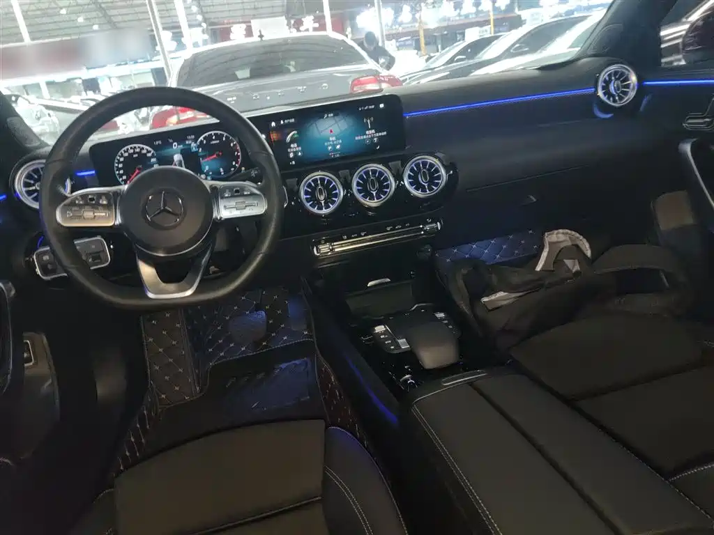 Mercedes-Benz A-Class 2022 Facelift III A 200 L Sport Sedan Fashion фото 12