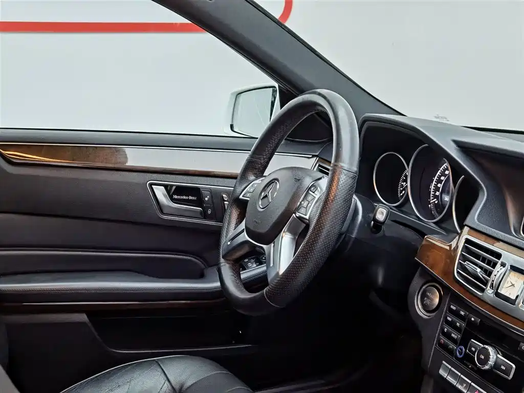 Mercedes-Benz E-Class 2015 E 260 L фото 22