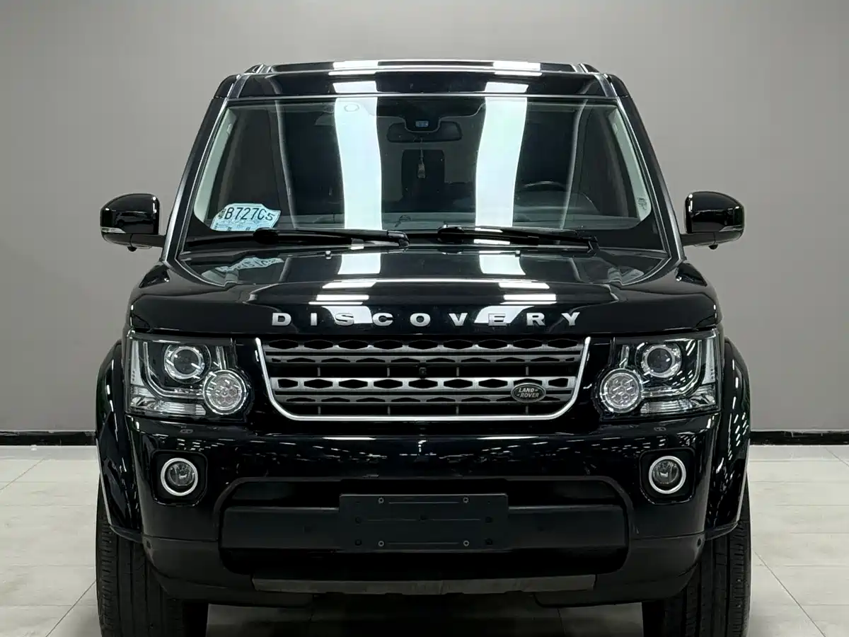 Land Rover Discovery 2016 3.0 SC V6 SE фото 3
