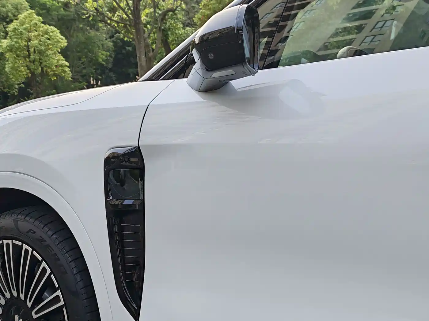 NIO ES8 2025 Model 6-Seat Executive Luxury Edition фото 6