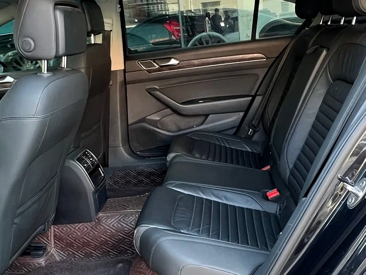 Volkswagen Magotan 2019 330TSI DSG Leading China VI фото 11