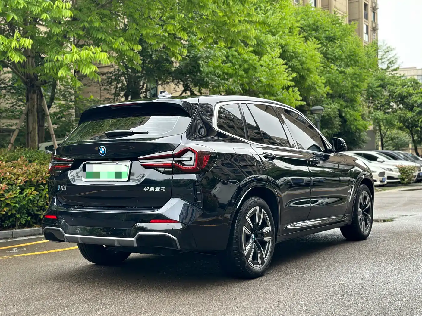 BMW iX3 2023 Leading Type фото 10