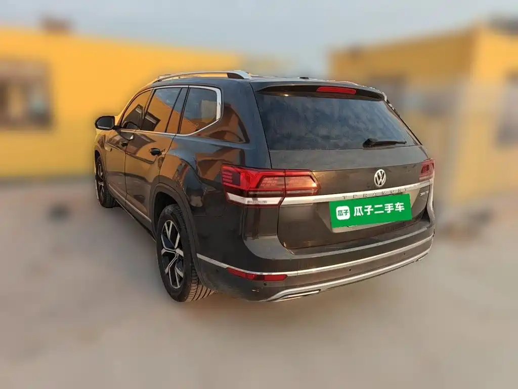 Фото 25 - Volkswagen Teramont