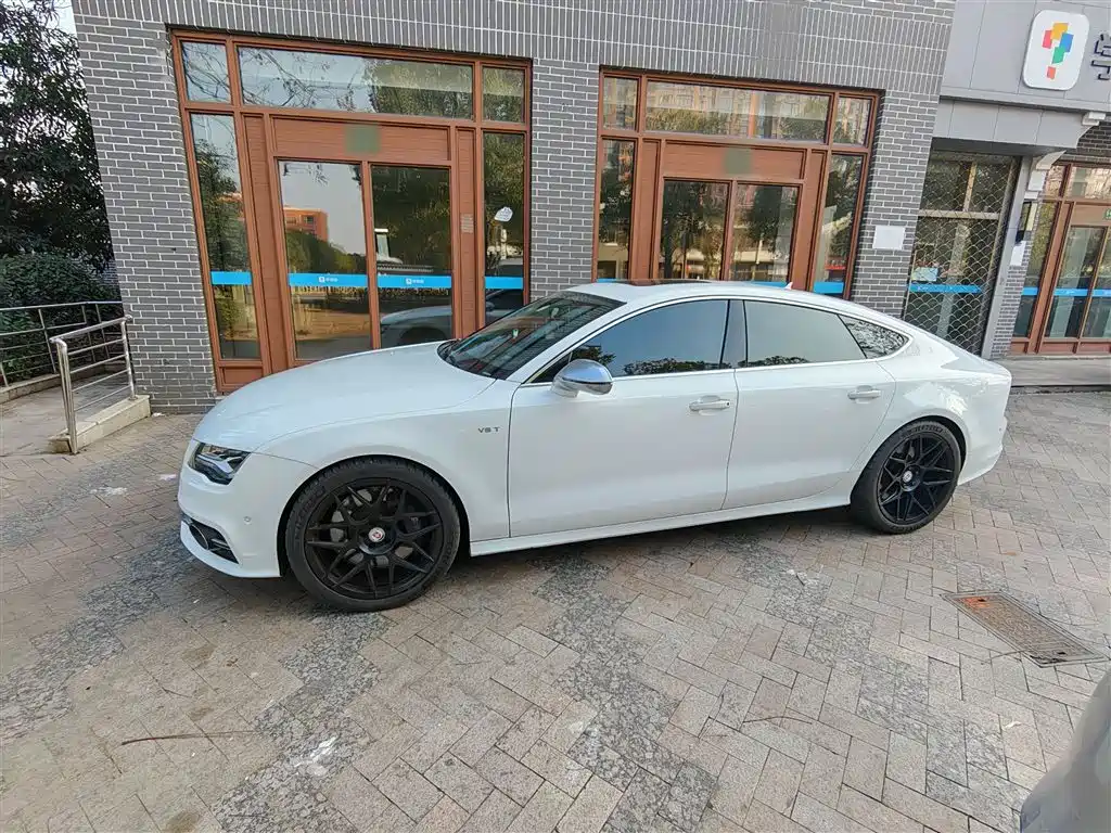 Audi S7 2013 4.0 TFSI quattro фото 6