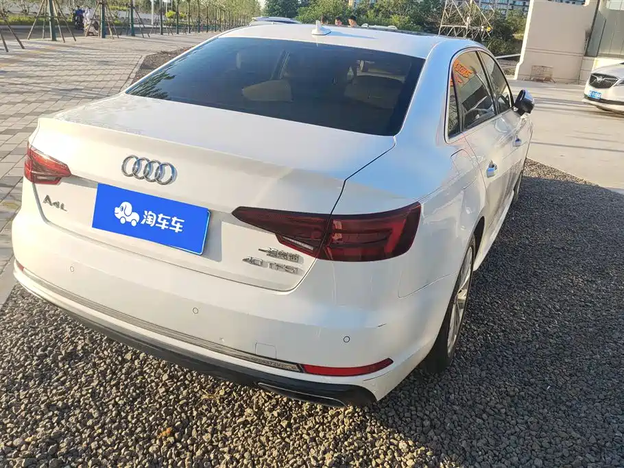 Audi A4L 2019 40 TFSI Progressive (China VI) фото 3