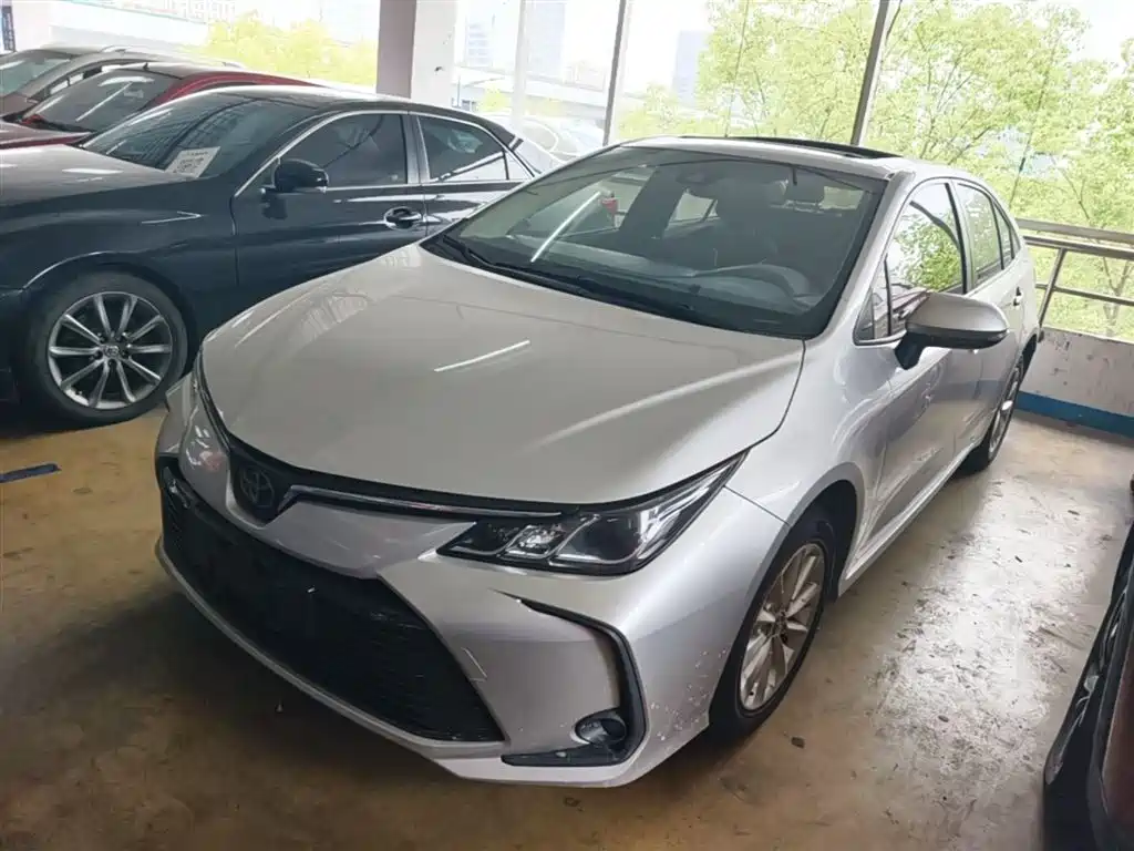 Toyota Corolla 2021 1.2T S-CVT Elite Edition фото 2