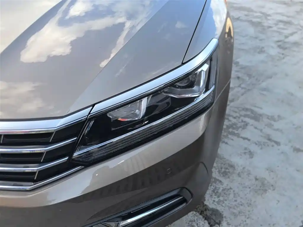 Volkswagen Passat 2017 330TSI DSG Prestige фото 24