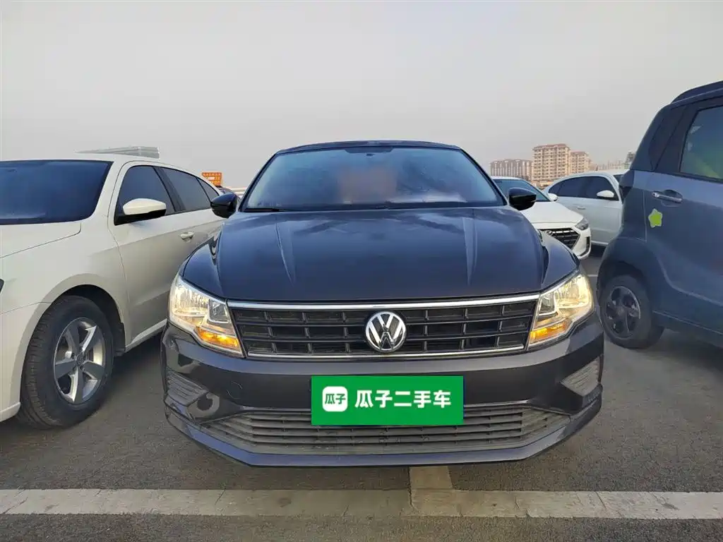 Volkswagen Jetta 2017 1.5L Automatic Fashion фото 3
