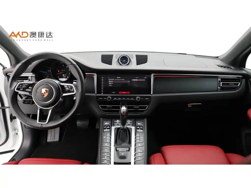 Photo 5 - Porsche Macan
