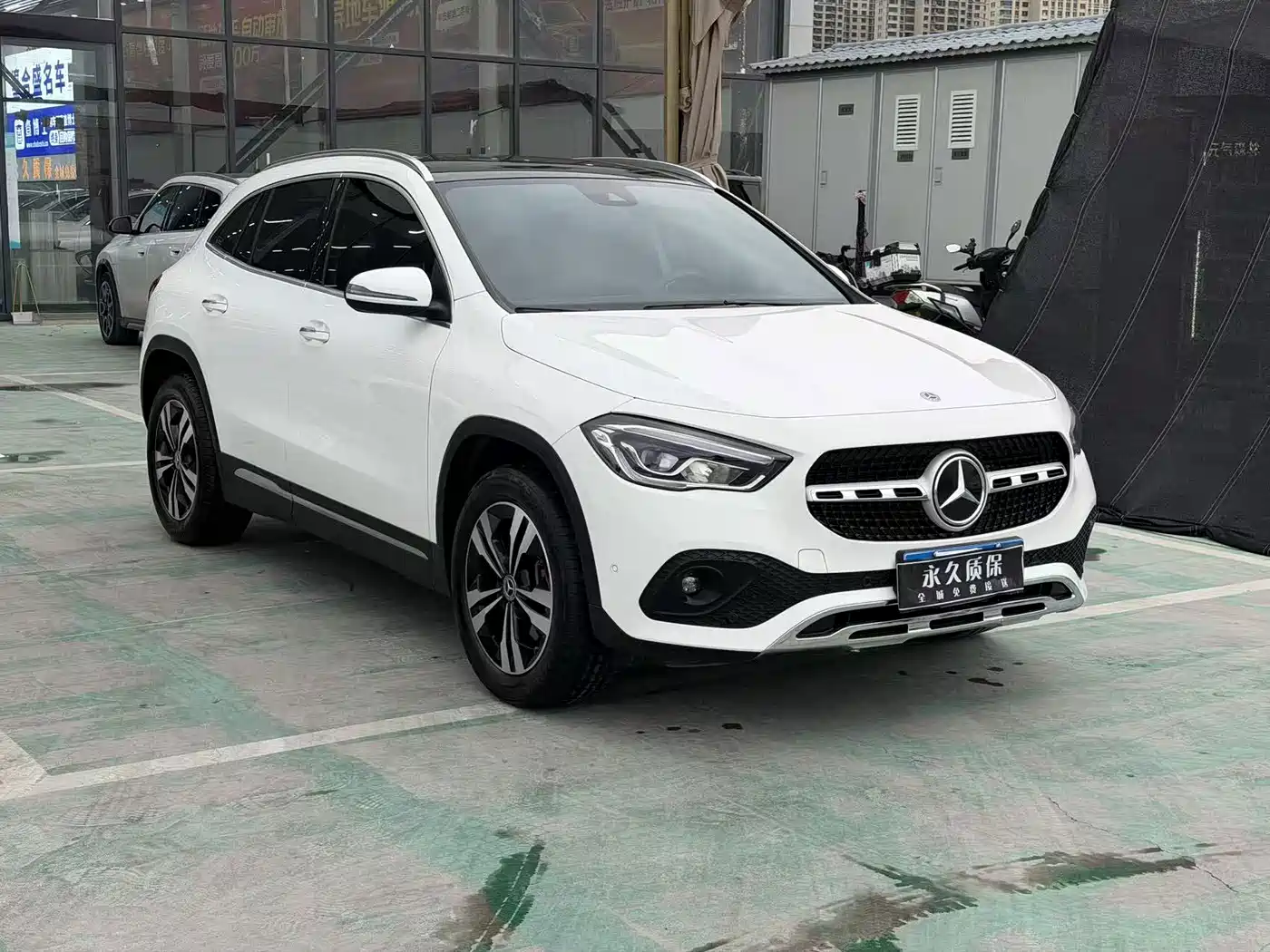 Mercedes-Benz GLA 2023 2023 GLA 220