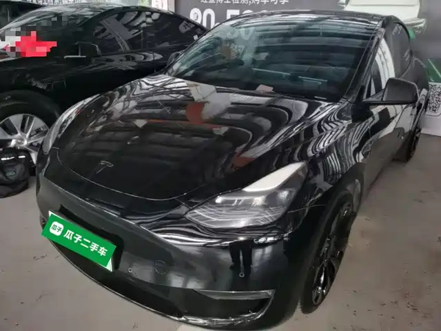 Tesla Model Y Performance, высокопроизводительный полный привод