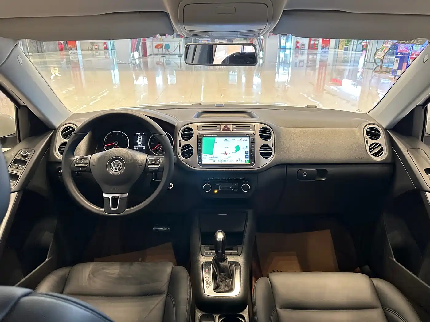 Volkswagen Tiguan 2012 1.8TSI Automatic 2WD Trend Edition фото 14