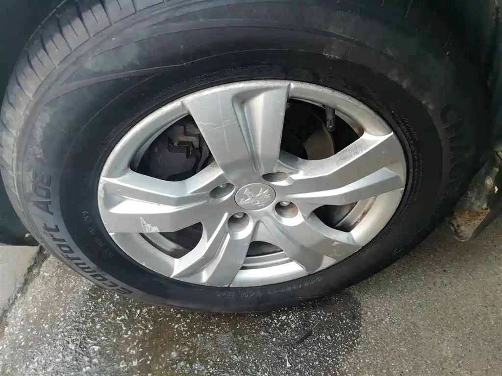 Peugeot 2008 2014 1.6L Automatic Trend Edition фото 23