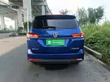 Фото 6 - Baojun 360