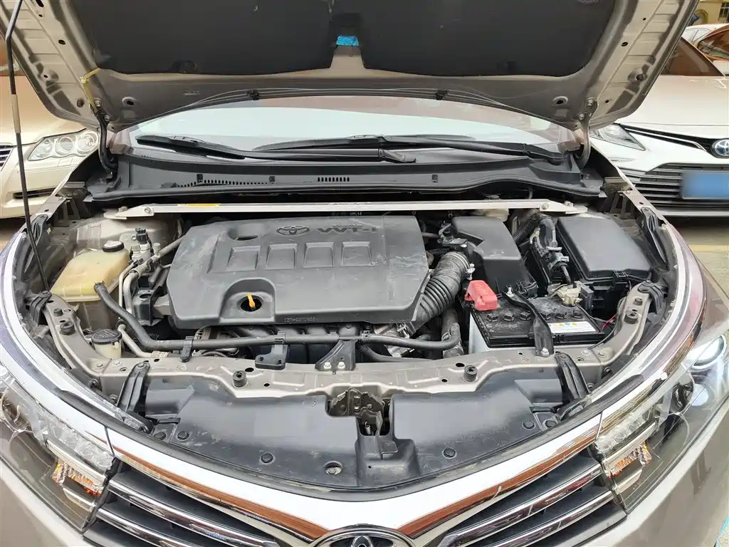Toyota Corolla 2017 1.6L CVT GL фото 20