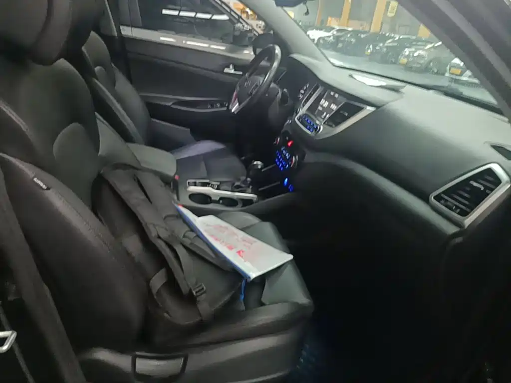 Hyundai Tucson 2016 2015 1.6T Dual Clutch 2WD Smart