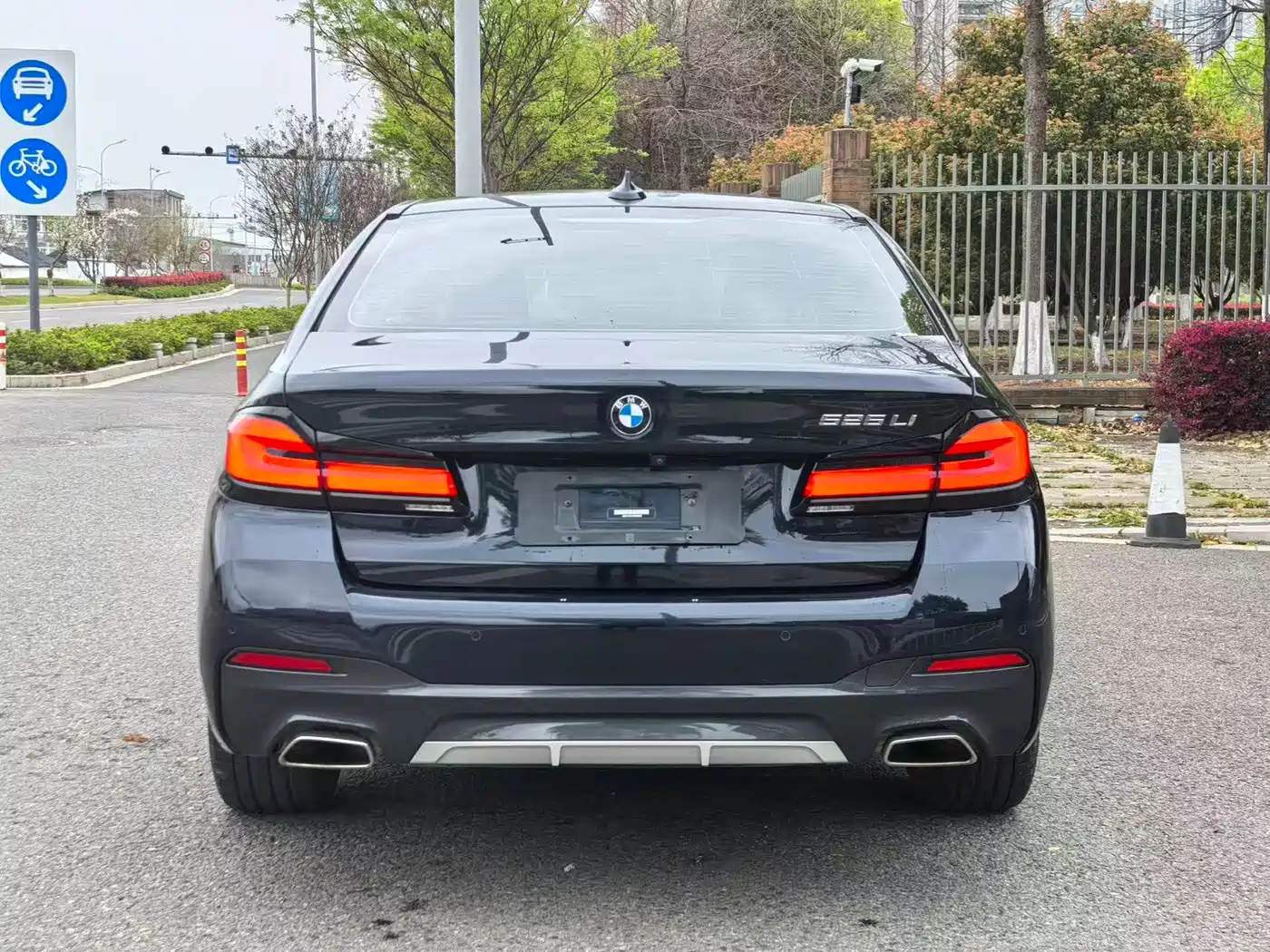 BMW 5 Series 2022 525Li Luxury Package фото 2